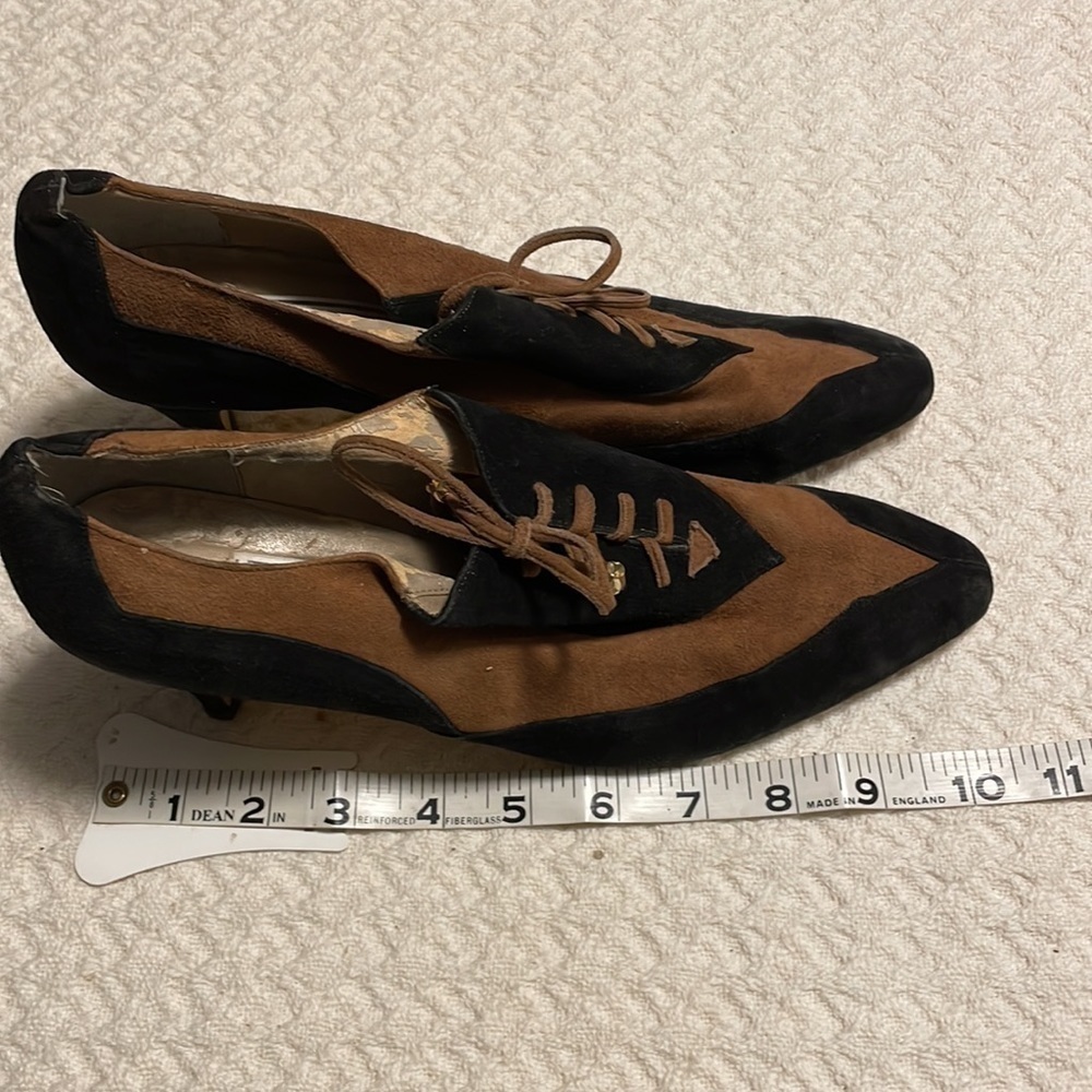 VINTAGE jasmine black/Brown suede cut design on semi pointed toe- laced heels - Picture 9 of 9